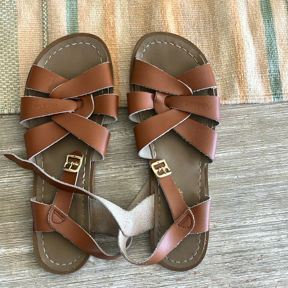 Saltwater Sandals Size 11 women’s Original Cognac Brown Tan Leather